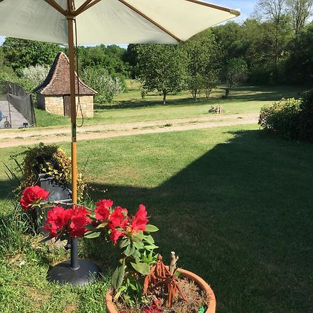 Le Domaine Du Gravier Bed & Breakfast Gramat Exterior foto