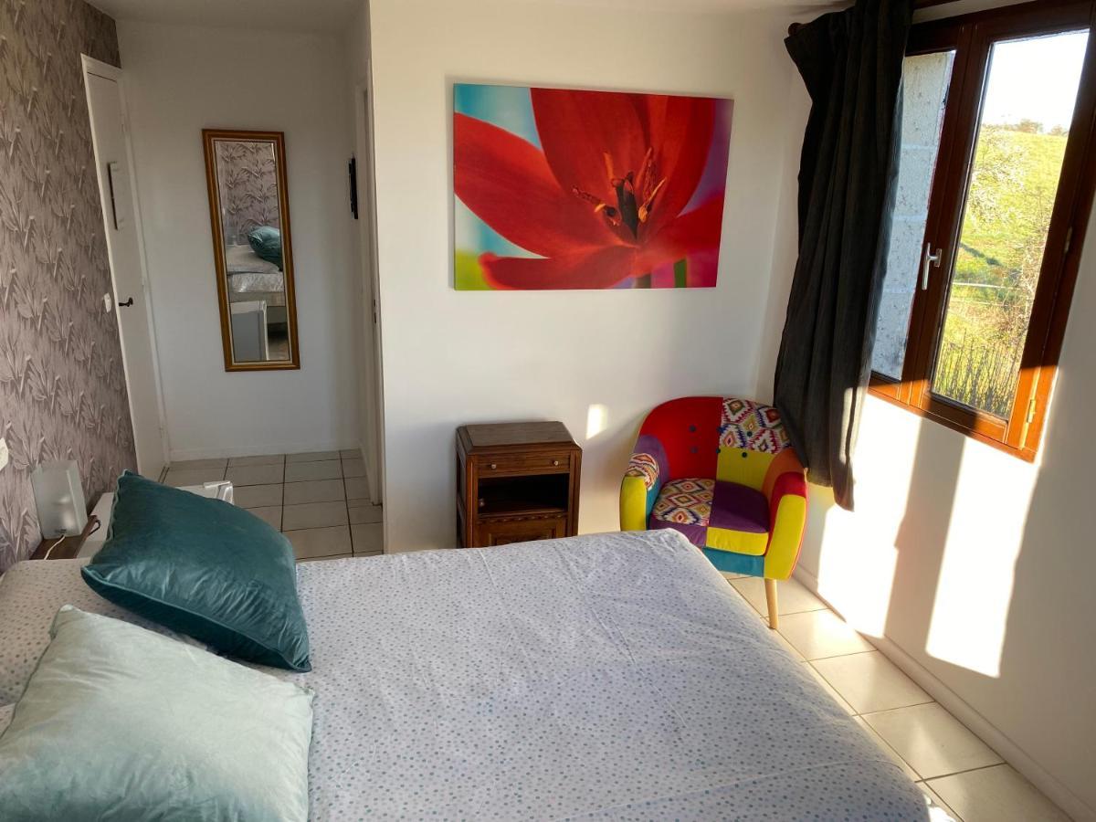 Le Domaine Du Gravier Bed & Breakfast Gramat Exterior foto