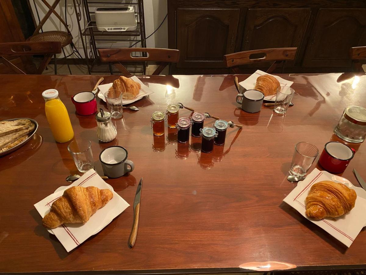 Le Domaine Du Gravier Bed & Breakfast Gramat Exterior foto