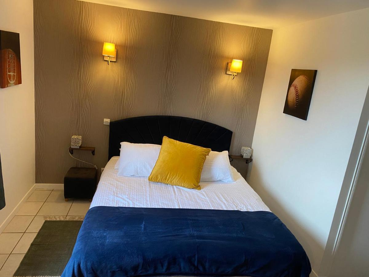 Le Domaine Du Gravier Bed & Breakfast Gramat Exterior foto