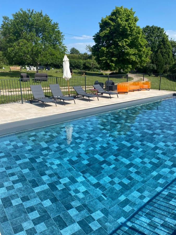 Le Domaine Du Gravier Bed & Breakfast Gramat Exterior foto