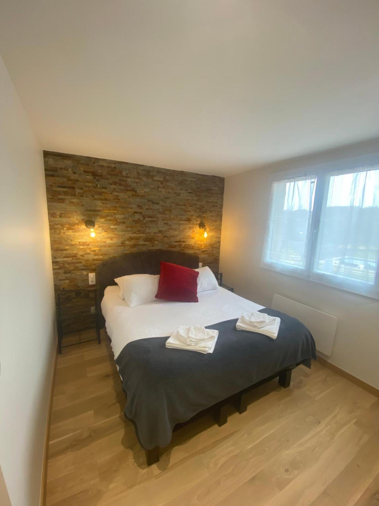 Le Domaine Du Gravier Bed & Breakfast Gramat Exterior foto